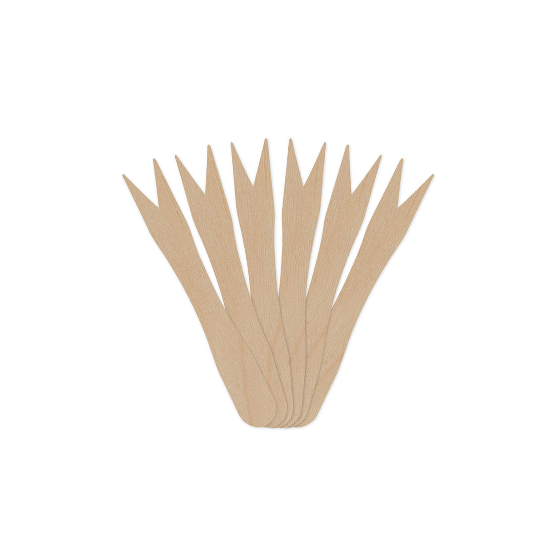 Wooden spiked chip fork